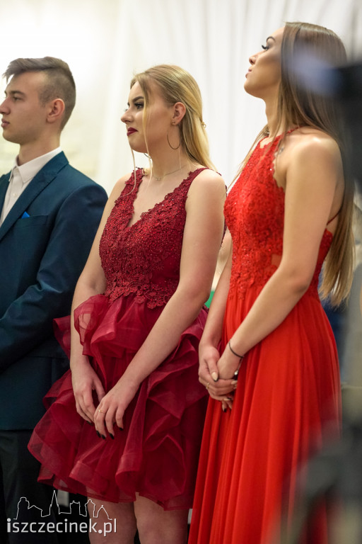 Studniówka ZS nr 6. Zobacz jak bawili się uczniowie 