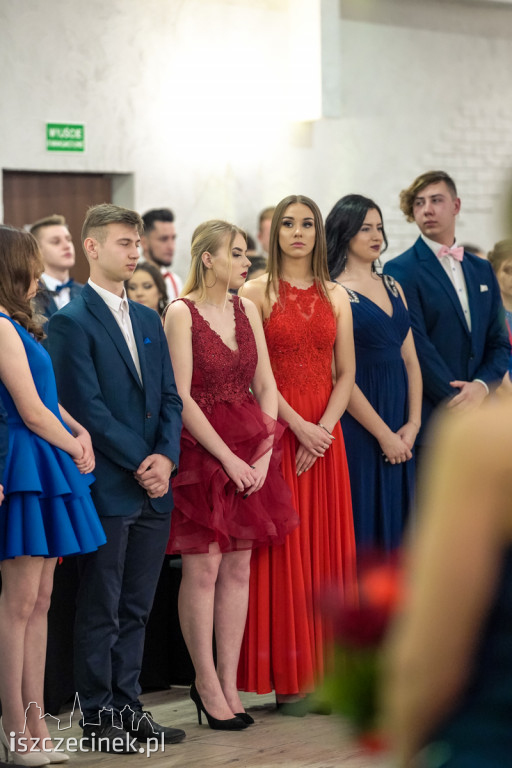 Studniówka ZS nr 6. Zobacz jak bawili się uczniowie 
