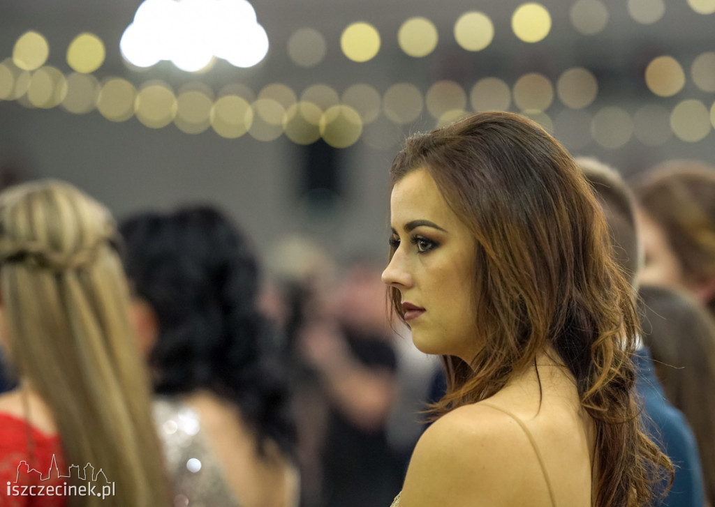 Studniówka ZS nr 6. Zobacz jak bawili się uczniowie 