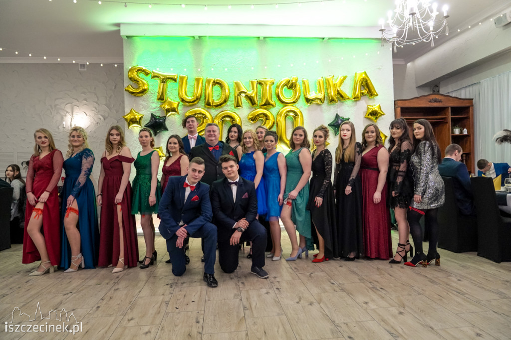 Studniówka ZS nr 6. Zobacz jak bawili się uczniowie 