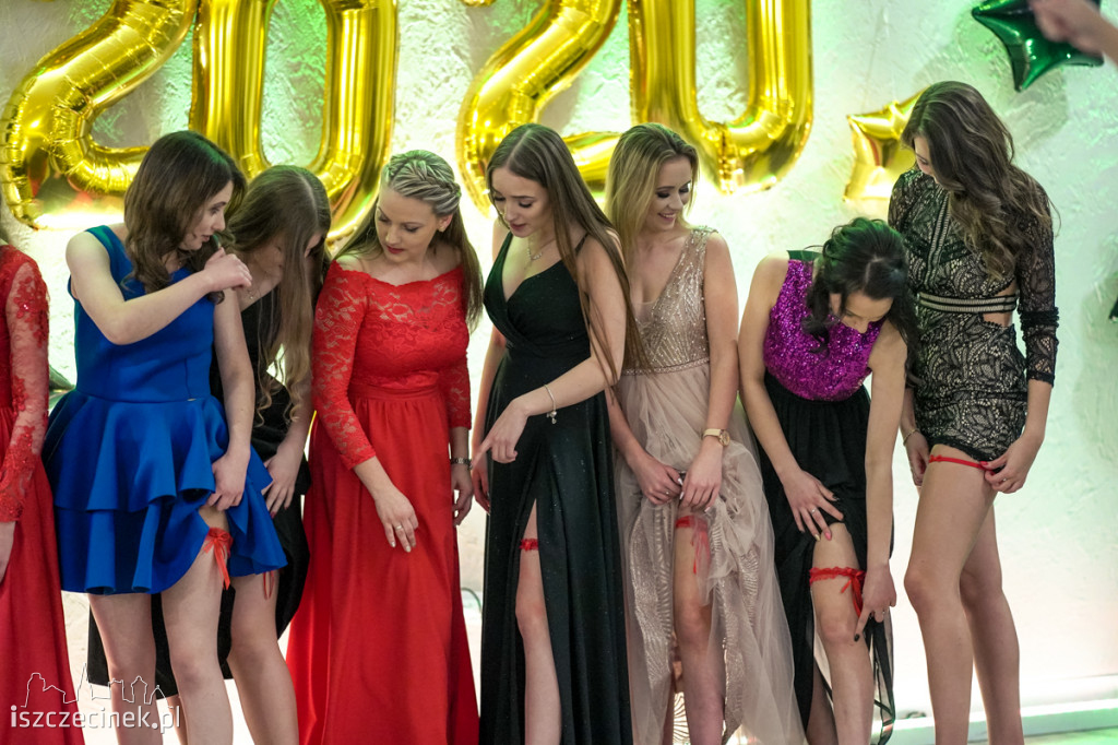 Studniówka ZS nr 6. Zobacz jak bawili się uczniowie 