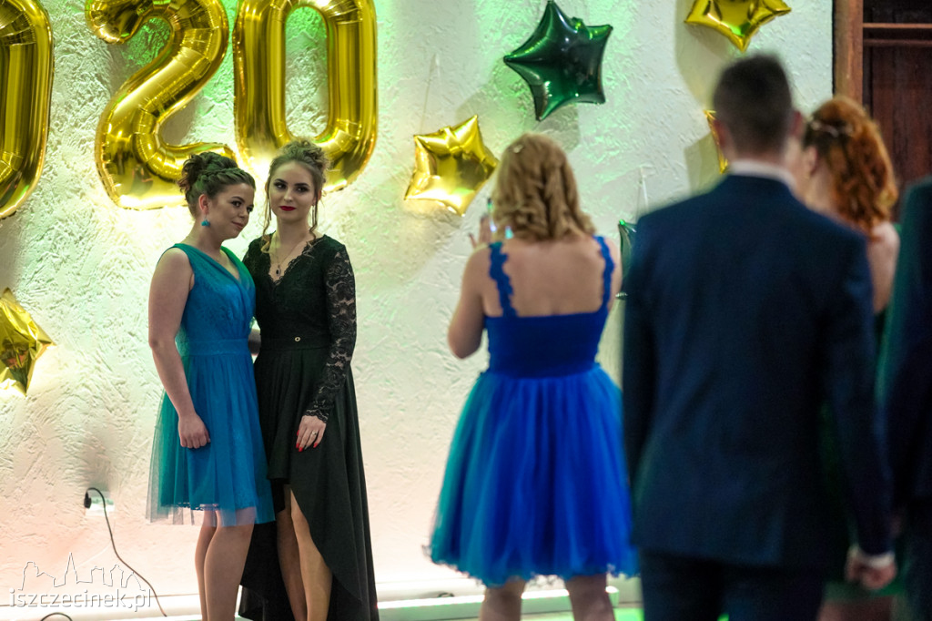 Studniówka ZS nr 6. Zobacz jak bawili się uczniowie 