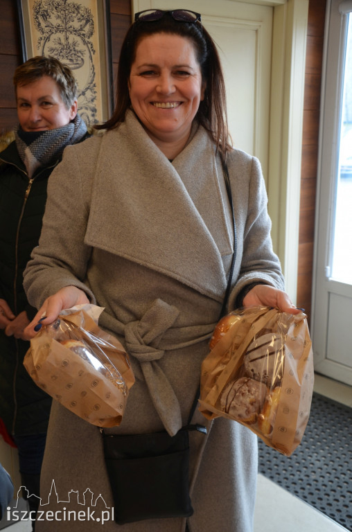 Tłusty Czwartek - pączki w roli głównej. Ile ich zjedliście?