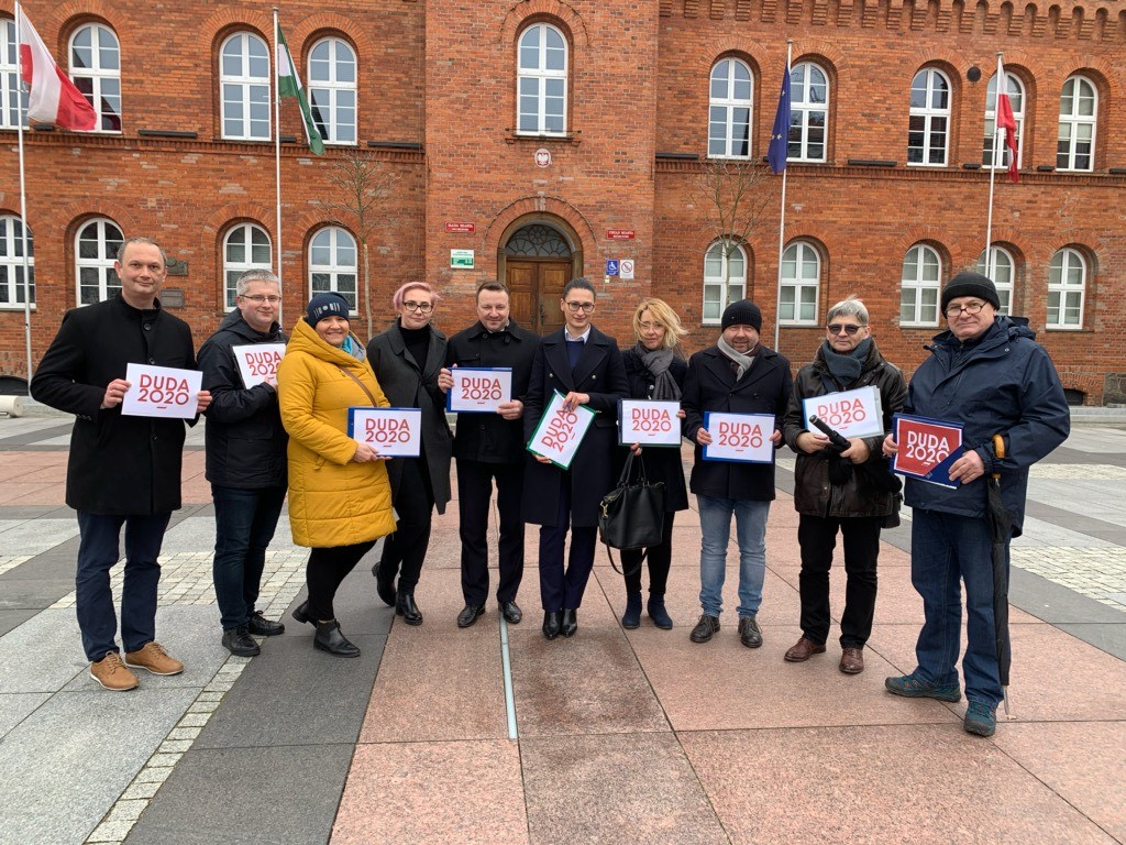 Zbierali podpisy poparcia dla Andrzeja Dudy
