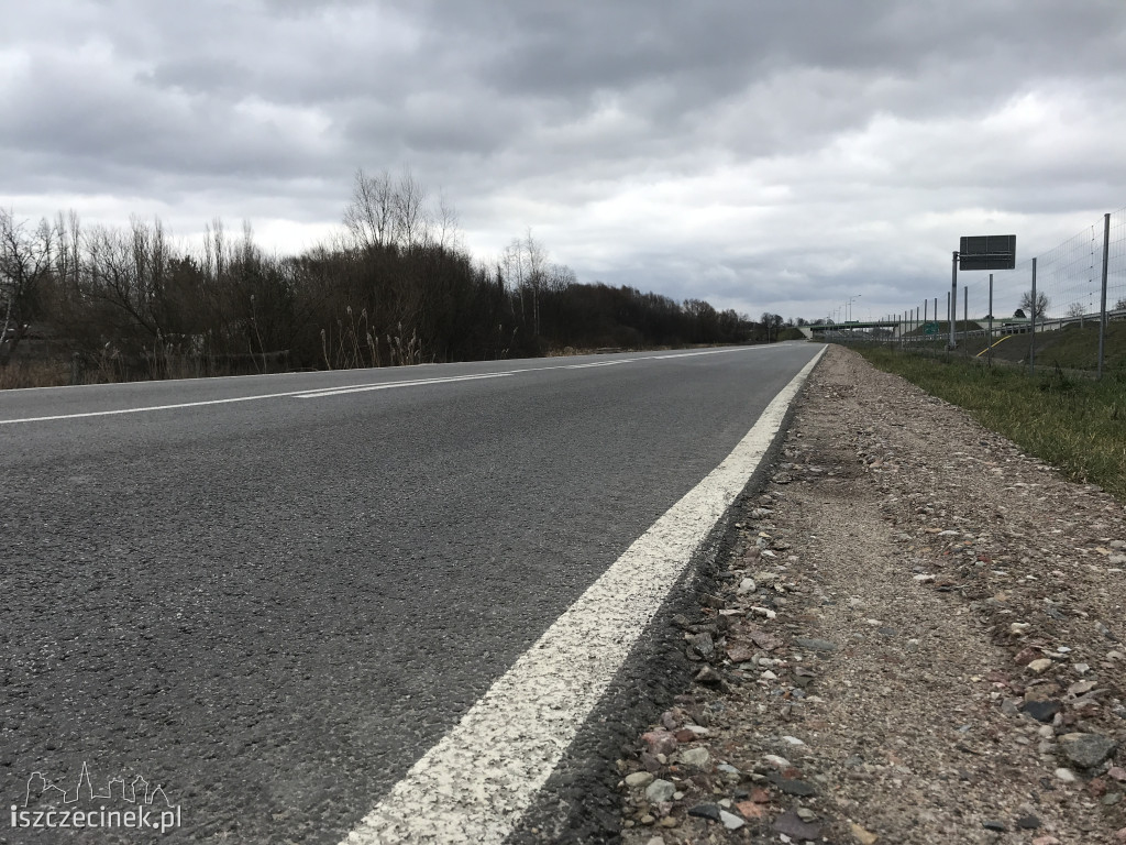Zapada się nowa droga przy obwodnicy
