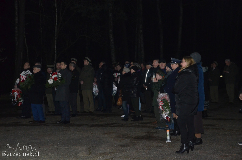 Obchody 75. rocznicy zakończenia działalności hitlerowskiego obozu Stalag II B w Czarnem