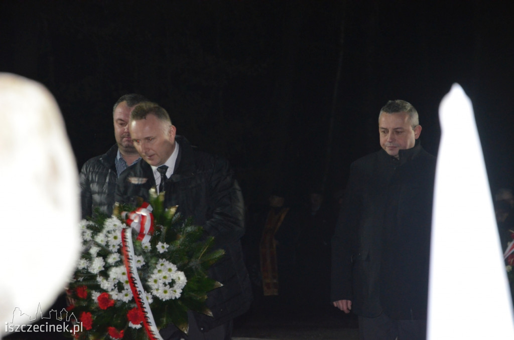 Obchody 75. rocznicy zakończenia działalności hitlerowskiego obozu Stalag II B w Czarnem