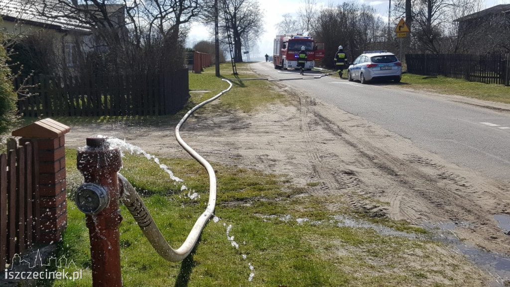 Spłonął budynek gospodarczy w Dalęcinie