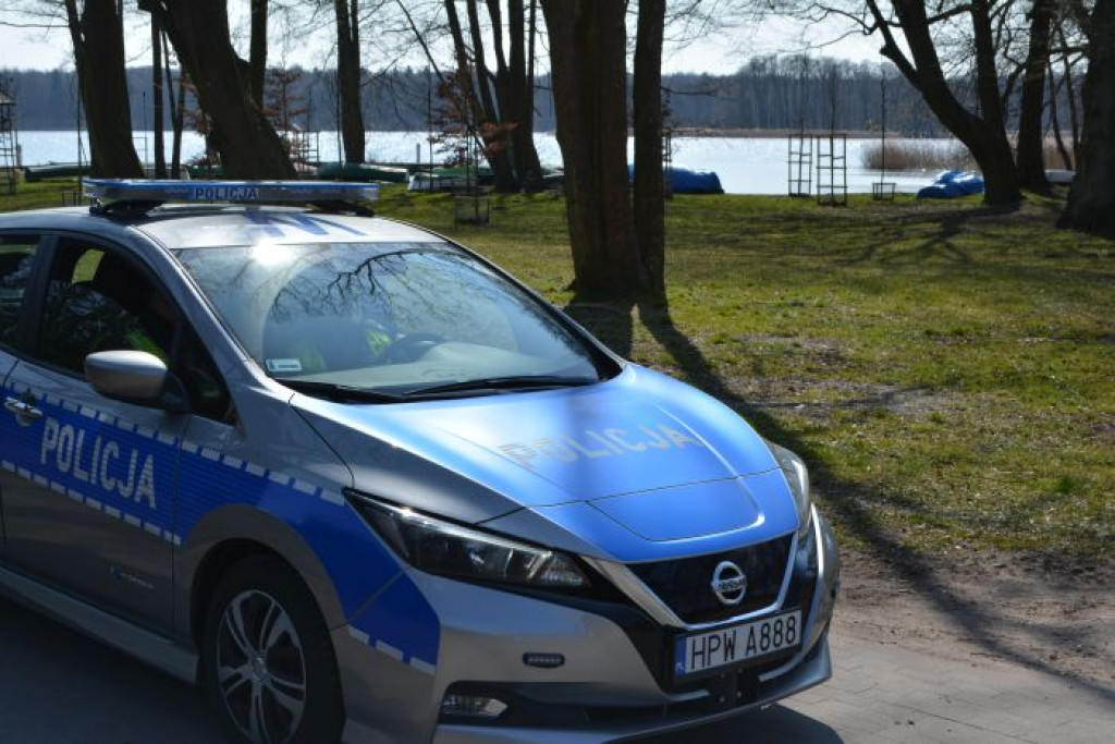 Koronawirus. Szczecineckie służby wykorzystują drona