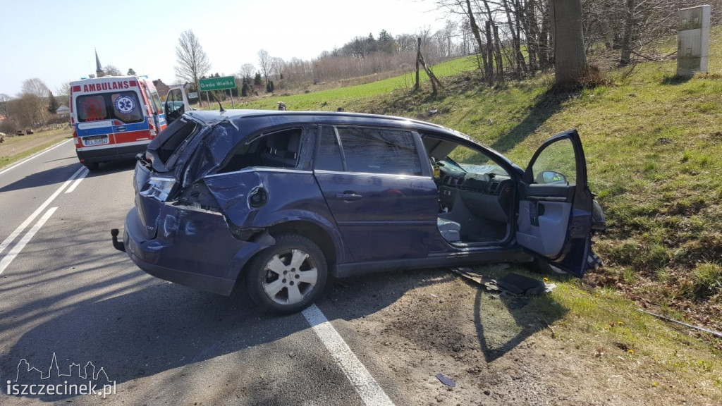 Pijany mężczyzna wsiadł za kierownicę opla. Nie dojechał do celu