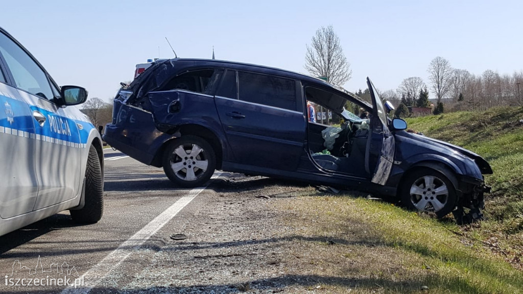 Pijany mężczyzna wsiadł za kierownicę opla. Nie dojechał do celu