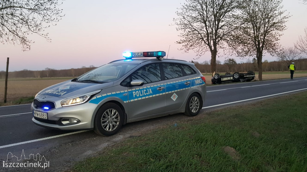 Dachowanie bmw na DK-11 pod Szczecinkiem