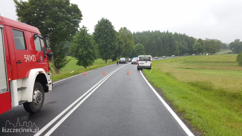 Na DK-11 dachowała osobówka.