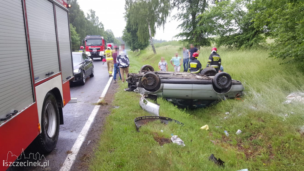 Na DK-11 dachowała osobówka.