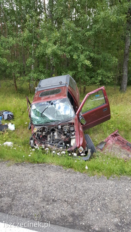 Czołowe zderzenie pod Białym Borem. Są ranni