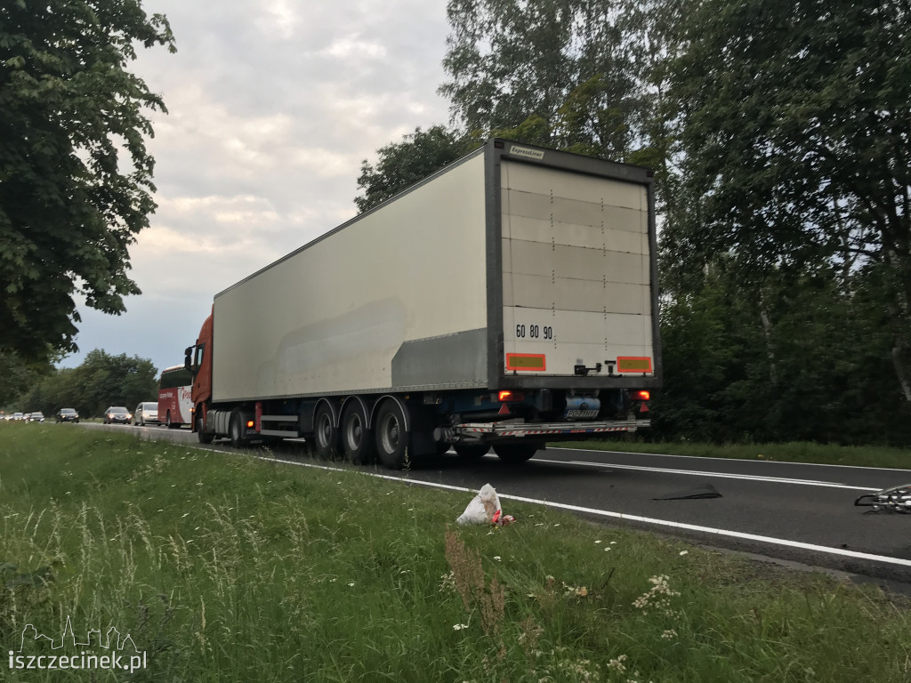 Pijany rowerzysta omal nie zginął pod kołami ciężarówki