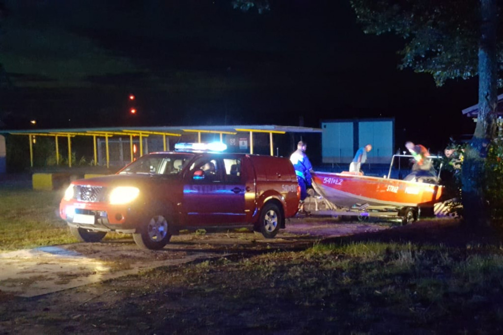 Tragedia na jeziorze Pile. W nocy wyłowiono ciało mężczyzny