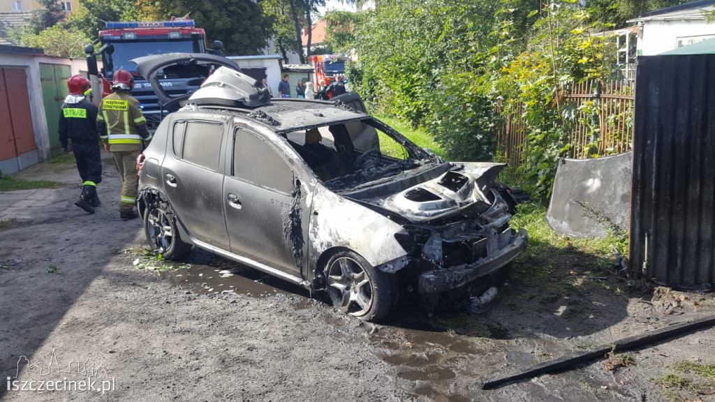 Pożar garaży przy ul. Koszalińskiej