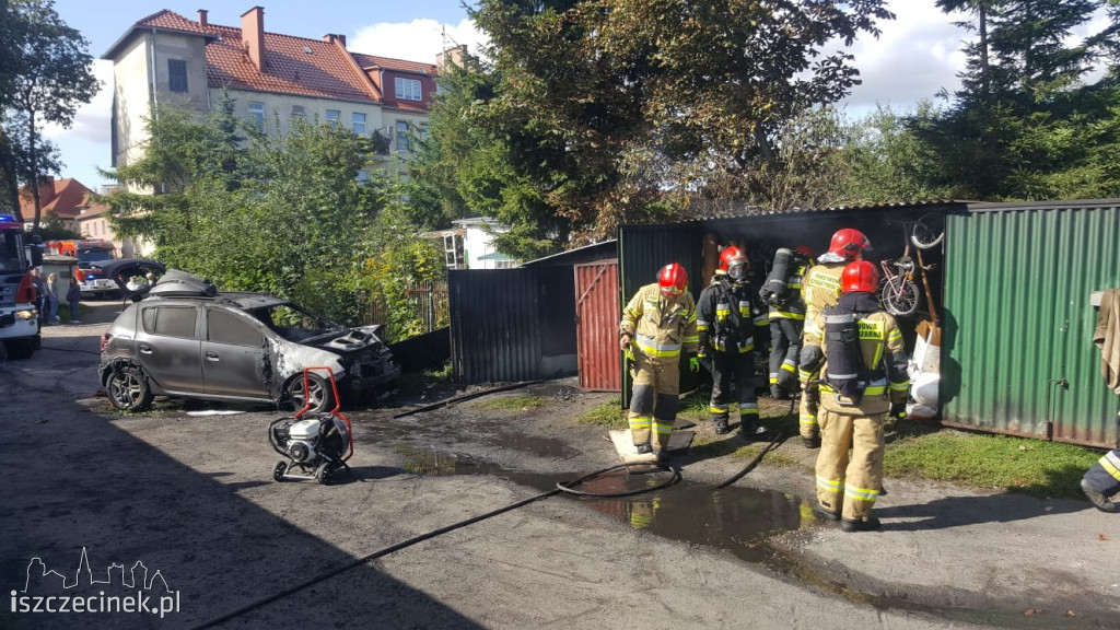 Pożar garaży przy ul. Koszalińskiej