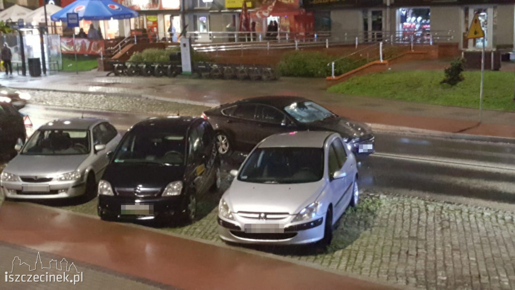 Wypadek w centrum miasta. Pijany kierowca potrącił pieszego