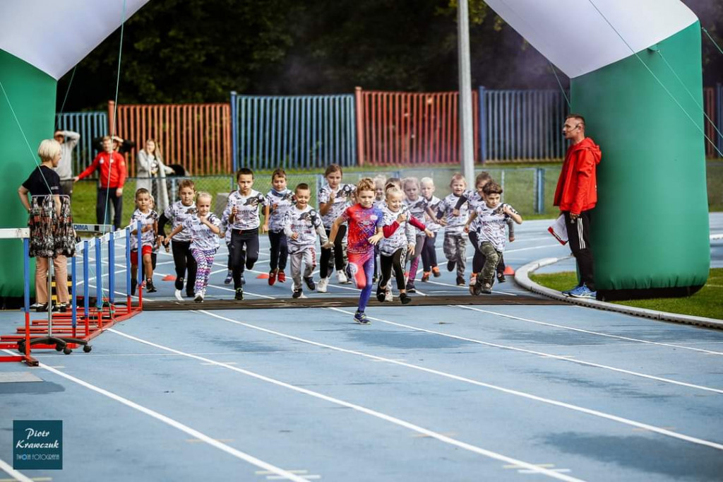 Biegi extremalne. Udane starty młodych zawodników Elite Warriors Team ze Szczecinka