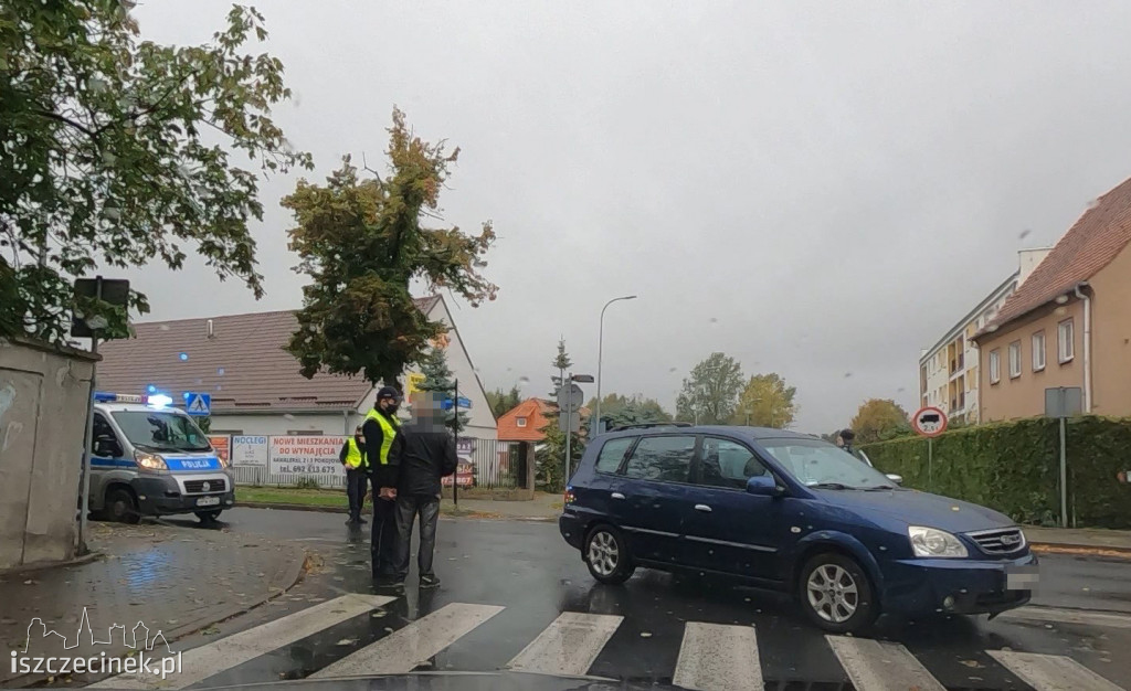 Stłuczka na skrzyżowaniu Polnej z Myśliwską