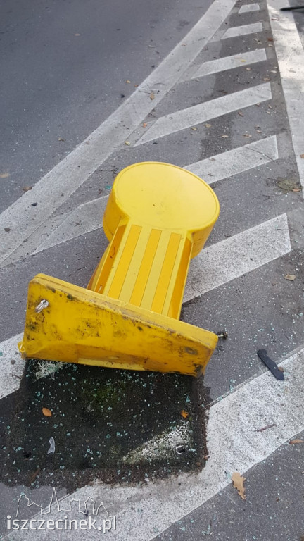 Stłuczka na rondzie w Szczecinku. Zderzyły się dwa pojazdy