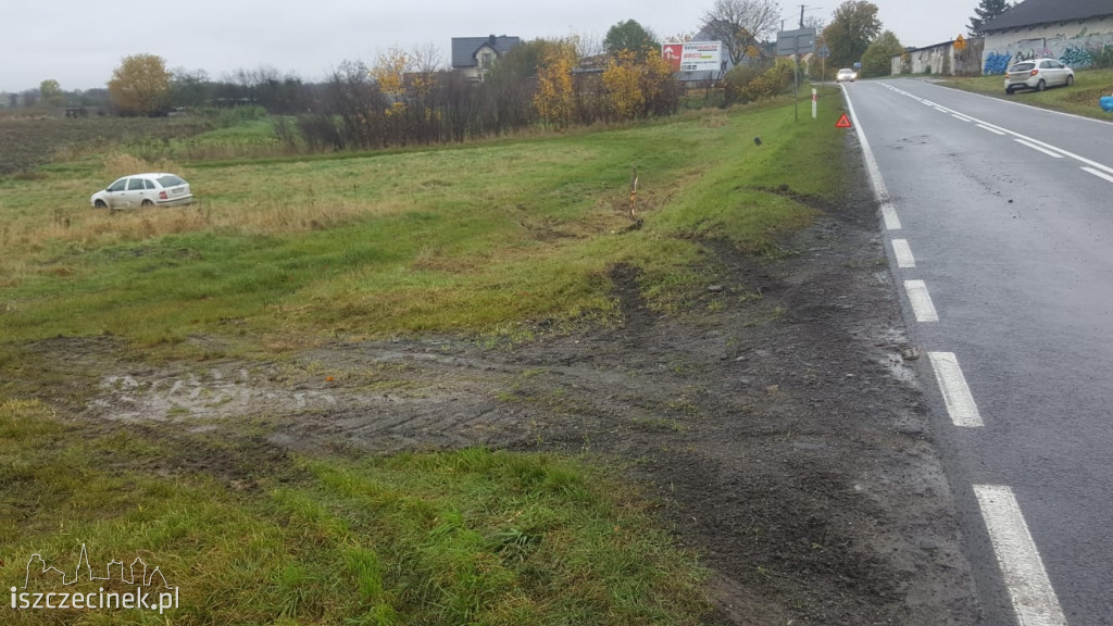 Mokro i ślisko na drogach. Dwa niebezpieczne zdarzenia ZDJĘCIA        