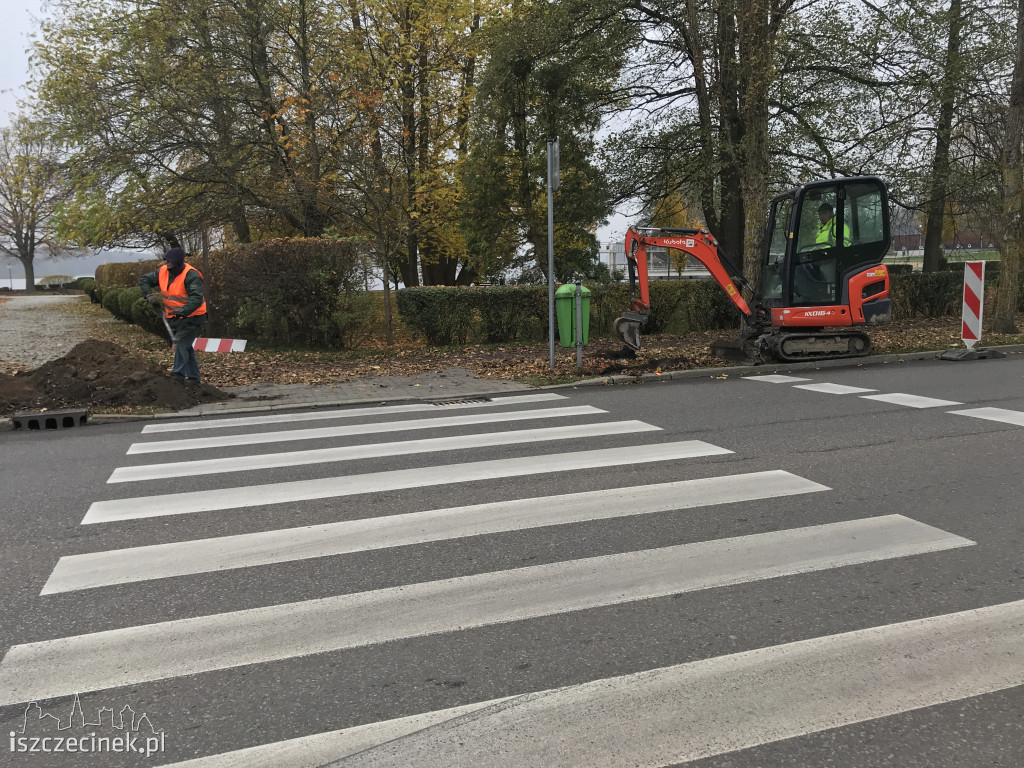 Będzie bezpieczniej na przejściu dla pieszych na Mickiewicza