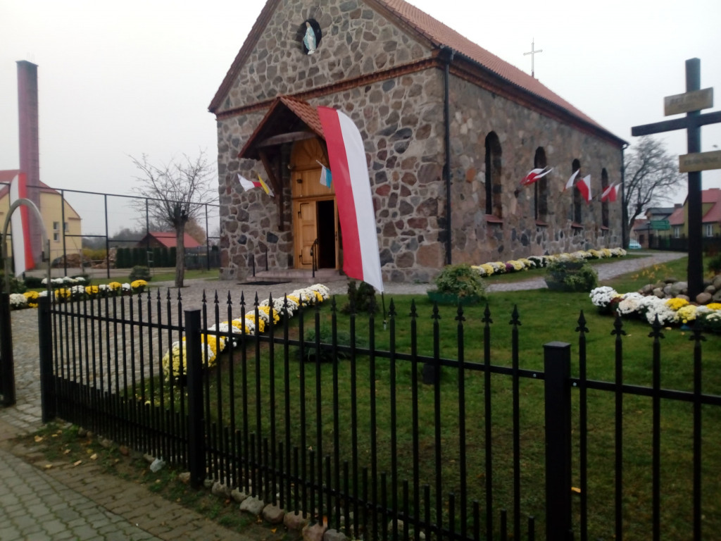 Akcja chryzantemy w gminie Borne Sulinowo. Zobaczcie pomysły mieszkańców