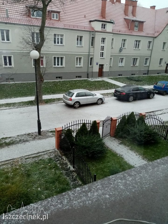 Sypnęło śniegiem w Szczecinku. Jak długo popada? ZDJĘCIA CZYTELNIKÓW