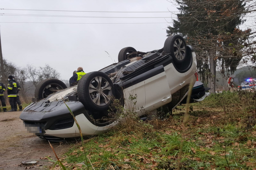 Czarny piątek na drogach. Wypadek za wypadkiem ZDJĘCIA