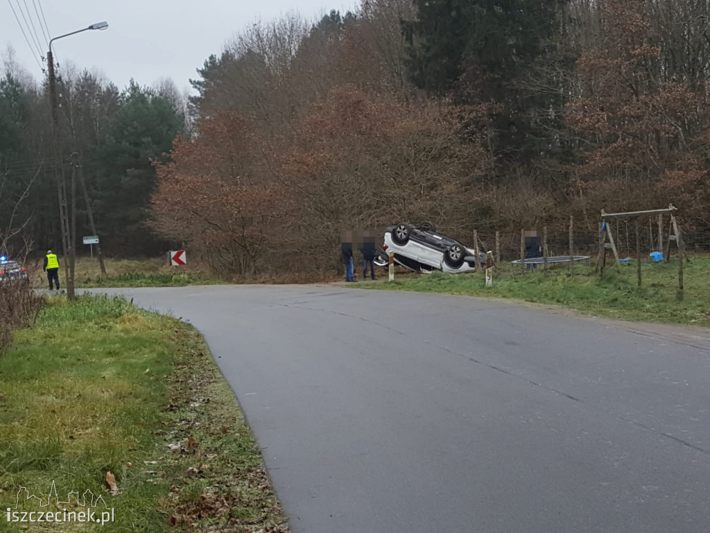 Czarny piątek na drogach. Wypadek za wypadkiem ZDJĘCIA