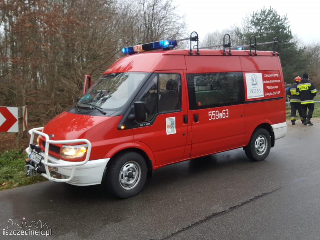 Czarny piątek na drogach. Wypadek za wypadkiem ZDJĘCIA