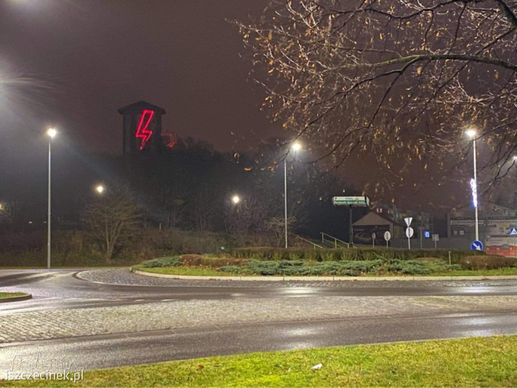 SZCZECINEK. Strajk Kobiet. Nietypowa akcja w centrum miasta