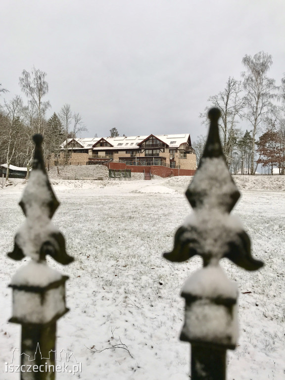 Sypnęło śniegiem w Szczecinku. Jaka pogoda na najbliższe dni? [ZDJĘCIA]