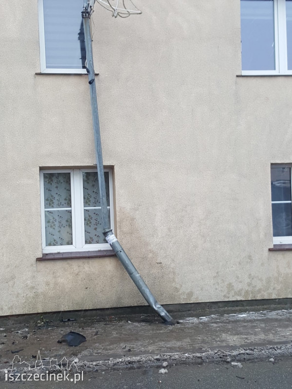 Stłuczka w centrum Barwic. Trzy samochody rozbite