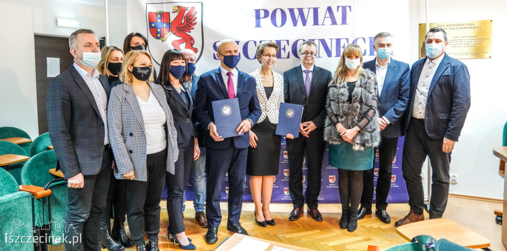 Politechnika Koszalińska funduje szczecineckim maturzystom dodatkowe zajęcia z matematyki