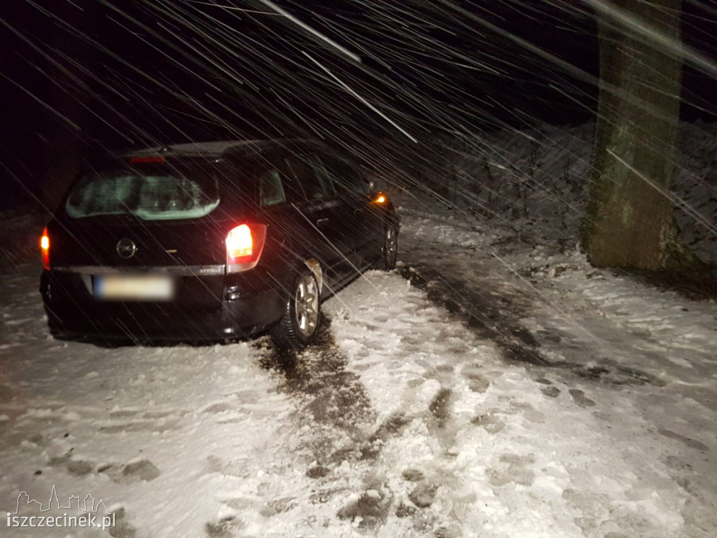 Zima nie daje za wygraną. Fatalne warunki na drogach. Seria kolizji
