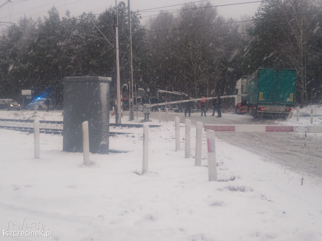 Zima nie daje za wygraną. Fatalne warunki na drogach. Seria kolizji