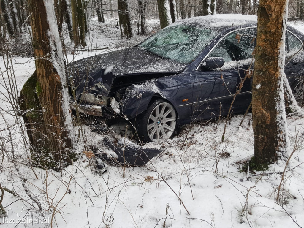 Zima nie daje za wygraną. Fatalne warunki na drogach. Seria kolizji