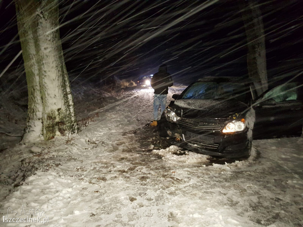 Zima nie daje za wygraną. Fatalne warunki na drogach. Seria kolizji