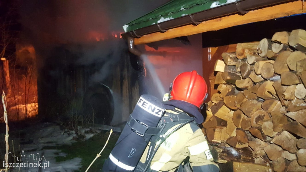 Duży pożar pod Turowem