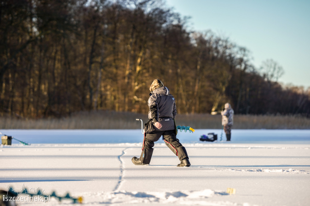 Puchar Burmistrza Szczecinka w wędkarstwie podlodowym - otwarte sportowe zawody wędkarskie FOTORELACJA