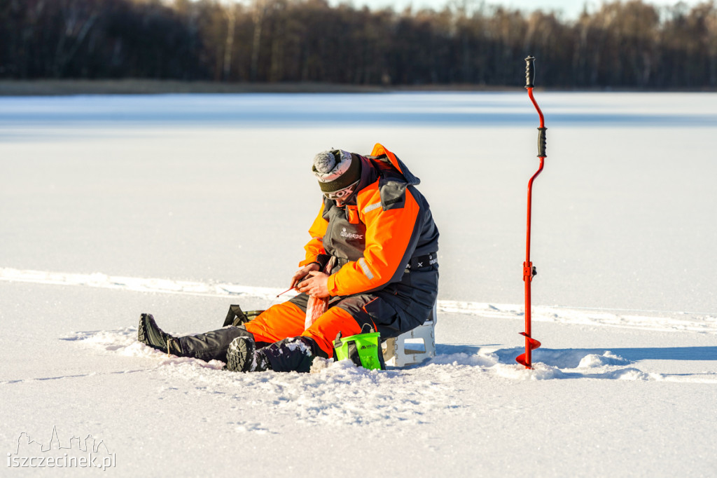 Puchar Burmistrza Szczecinka w wędkarstwie podlodowym - otwarte sportowe zawody wędkarskie FOTORELACJA