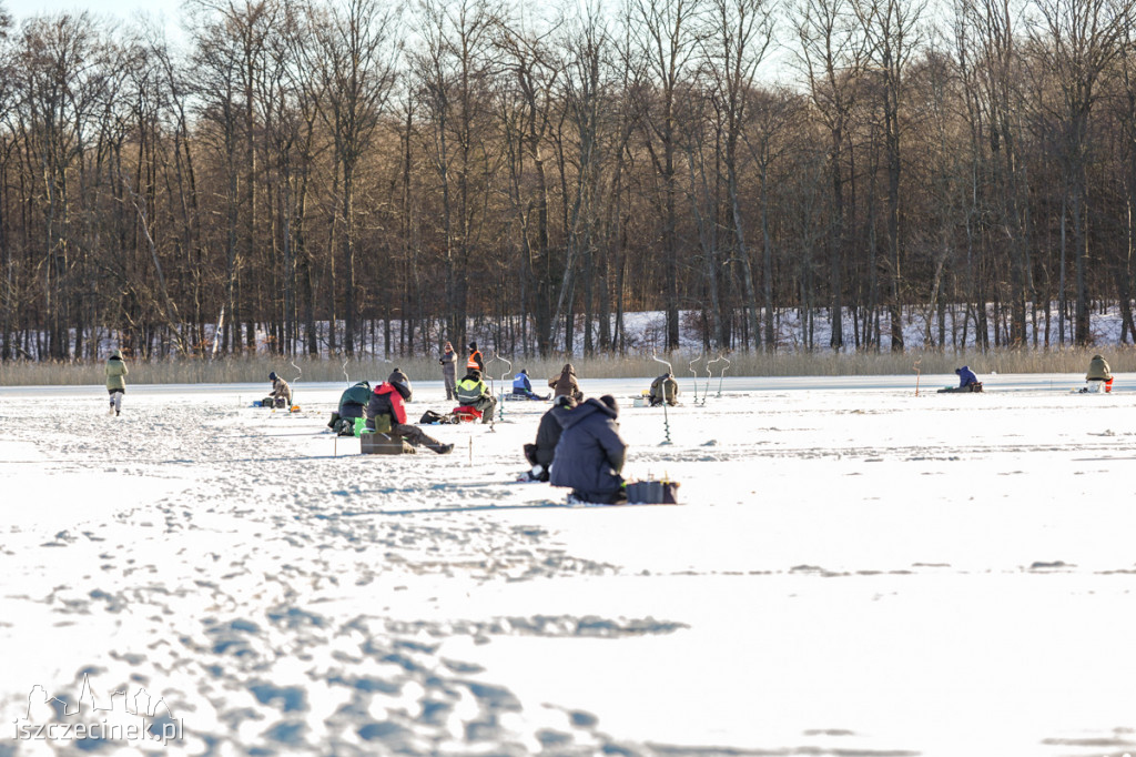 Puchar Burmistrza Szczecinka w wędkarstwie podlodowym - otwarte sportowe zawody wędkarskie FOTORELACJA
