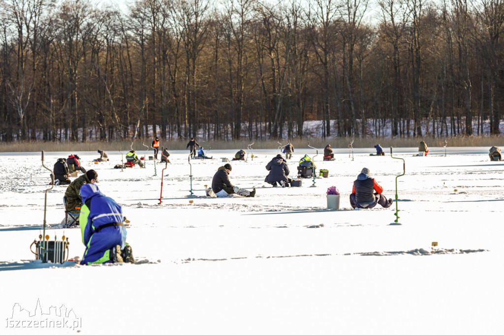 Puchar Burmistrza Szczecinka w wędkarstwie podlodowym - otwarte sportowe zawody wędkarskie FOTORELACJA