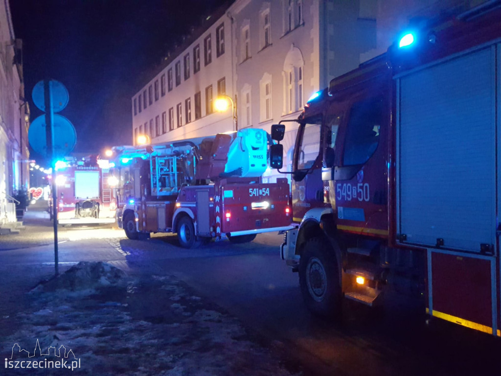 Tragiczny pożar w centrum miasta. Nie żyje jedna osoba