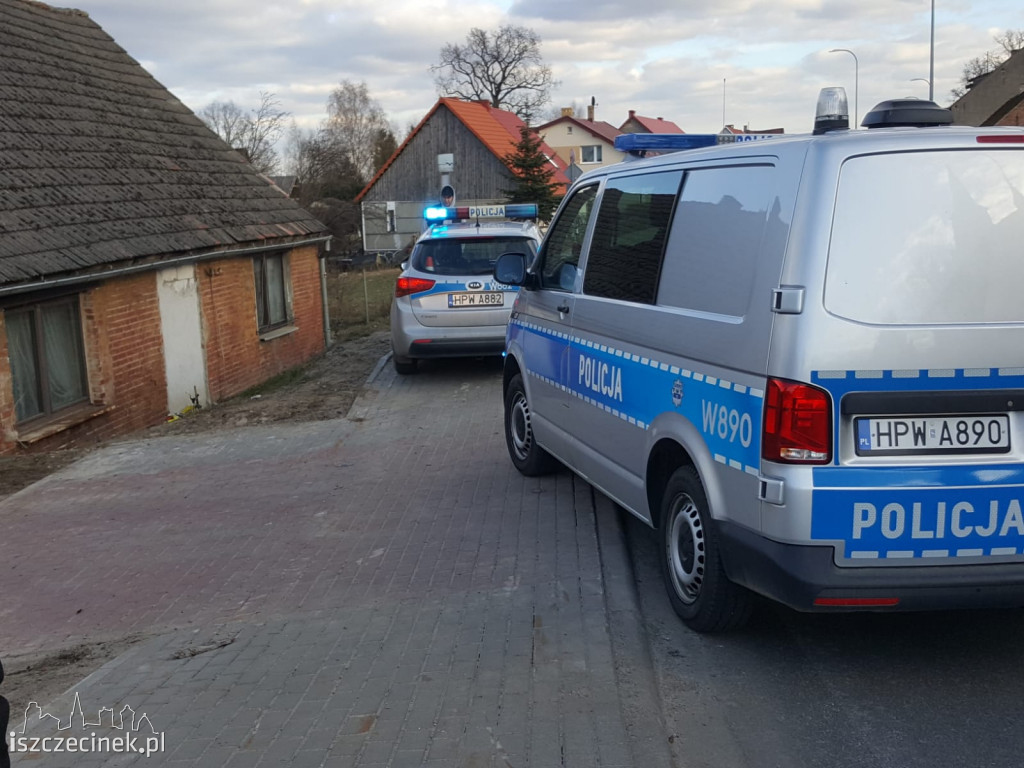 Po alkoholu nie opanował motocykla. Podczas zatrzymania był agresywny
