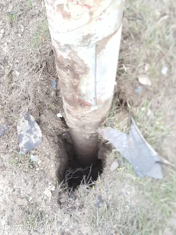 Po pijanemu uderzył w lampę i uciekł. Na miejsce przysłał swojego kolegę